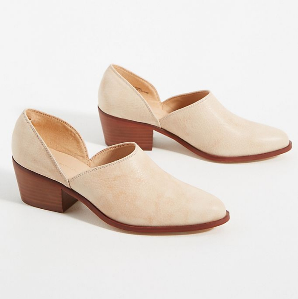 NWT Anthropologie Abigail Side-Cut Ankle Shooties